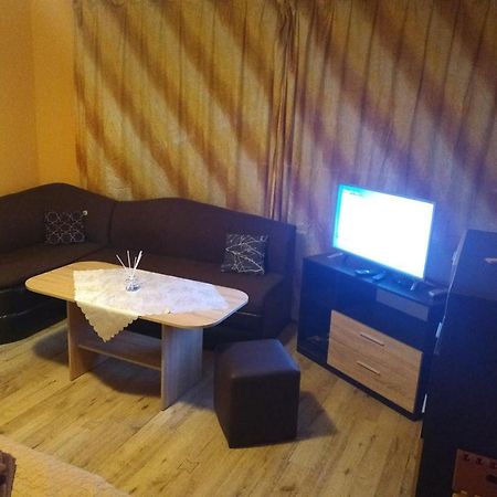 Apartament Edelvais ヴァルナ エクステリア 写真