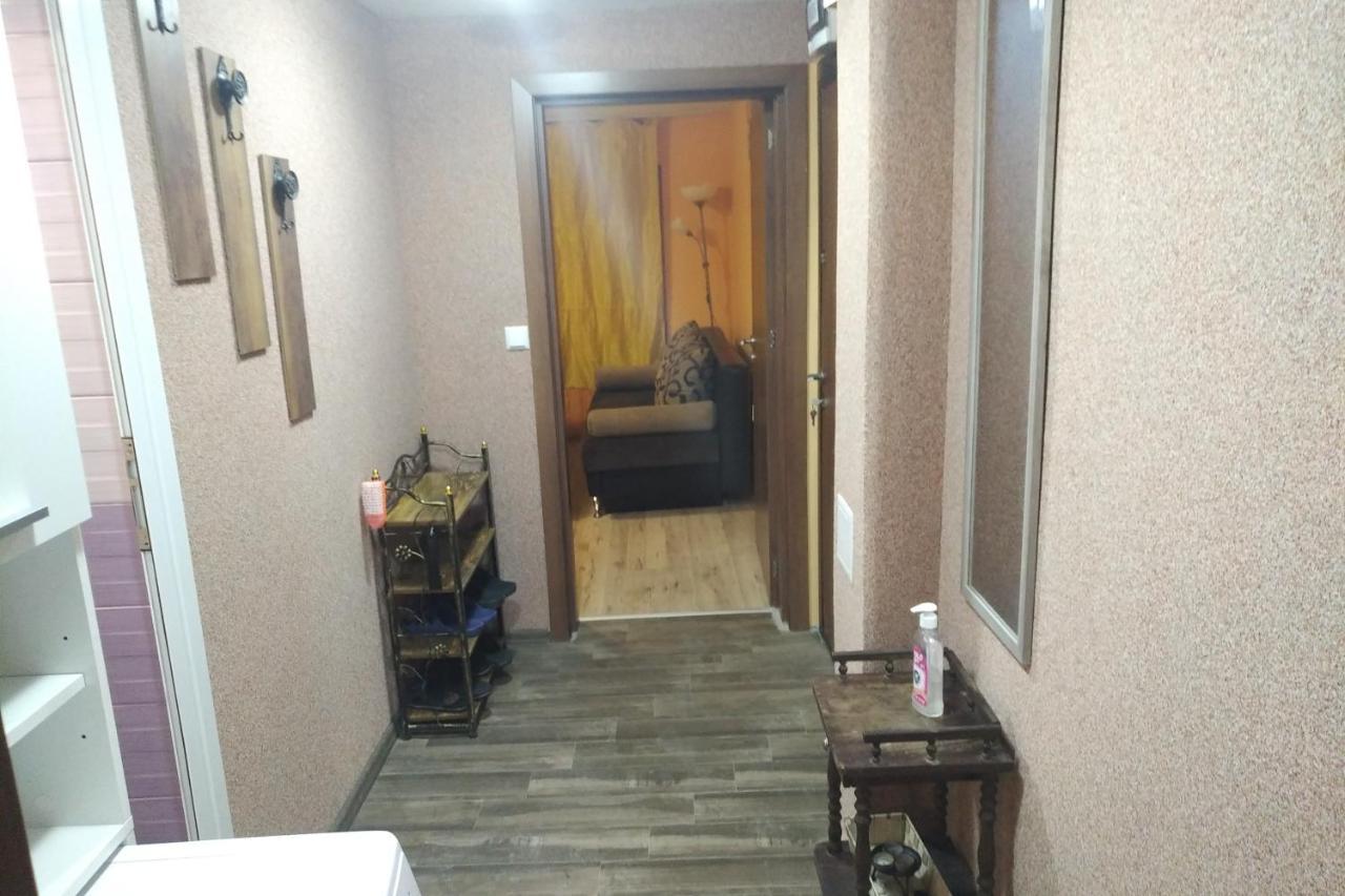 Apartament Edelvais ヴァルナ エクステリア 写真